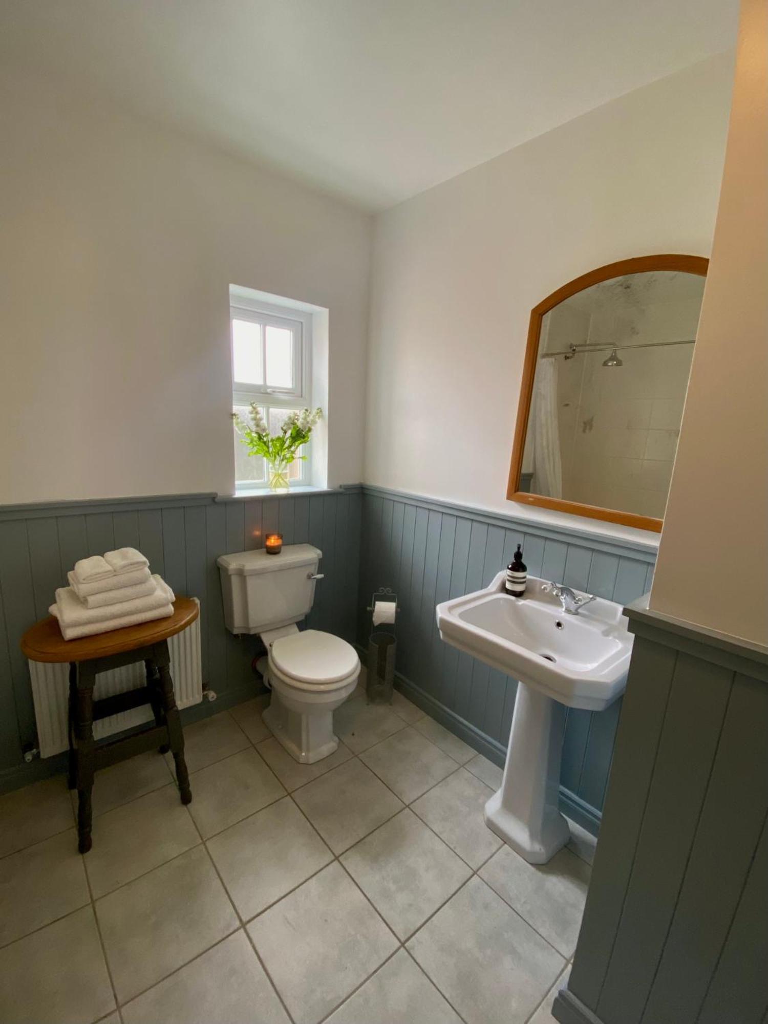 Shanakeever Farm - 3 Bedroom Apartment クリフデン エクステリア 写真